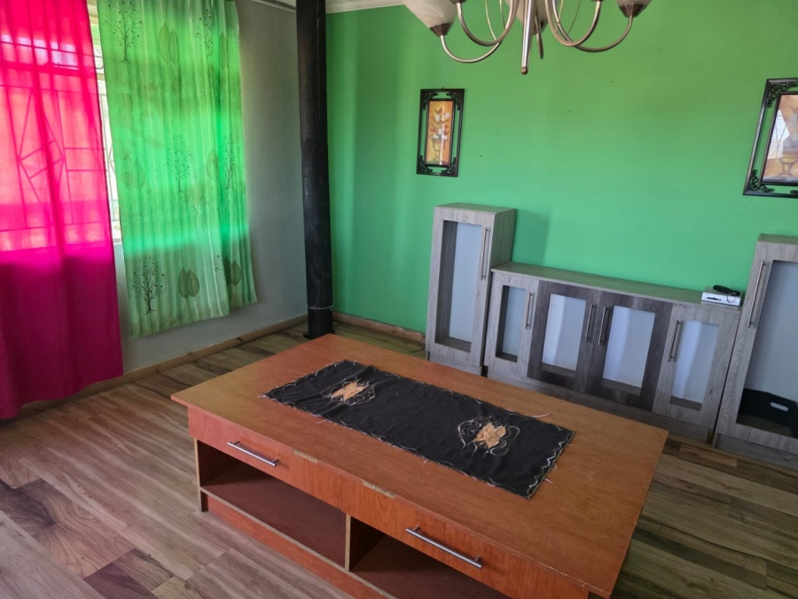 5 Bedroom Property for Sale in Bridgeton Western Cape